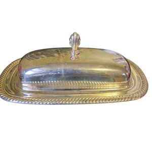 WM Rogers • Vintage • Classic • Silver • Butter Dish